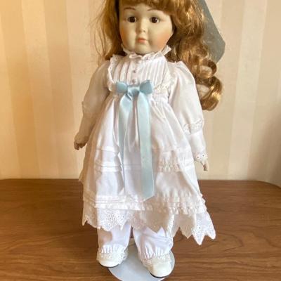 LOT 76F: 3 Vintage Dolls