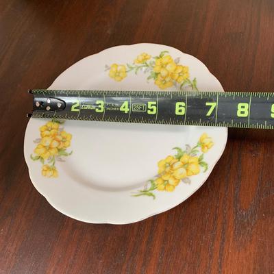 LOT 110 K: White w/ Yellow Floral Motif Tea Cups w/ Plates & Snack Plates Set