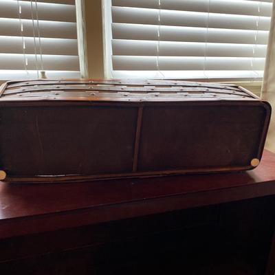 LOT 148U: Solid Wood Bookshelf and Basket