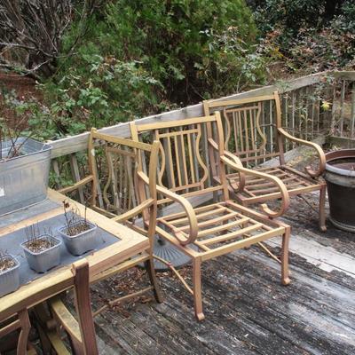 Outdoor Metal Table & Chairs