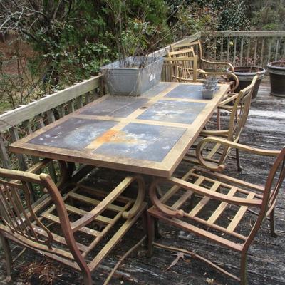Outdoor Metal Table & Chairs