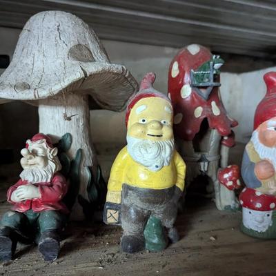 Ceramic/Resin Garden Gnomes