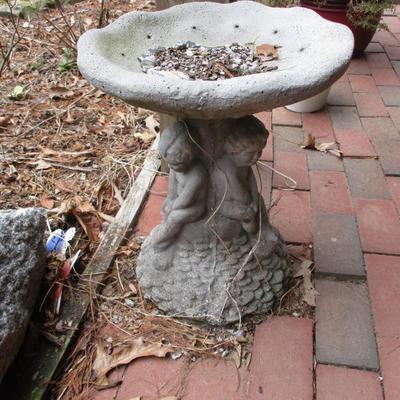 17" Tall Cherub Bird Bath
