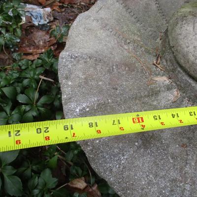 Concrete Women Statue