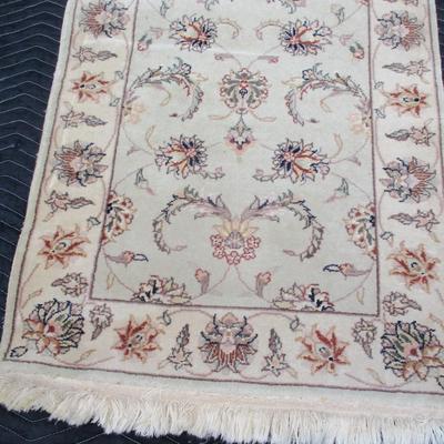 Approx 25 1/2" x 39" Rug #3