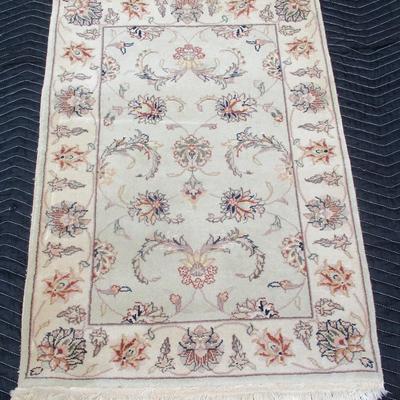 Approx 25 1/2" x 39" Rug #3