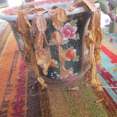 Hand Painted Chinese Ceramic Pot