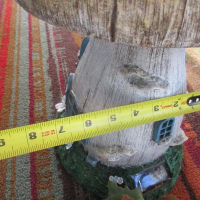 Resin Solar Light Mushroom & Gnome Planter