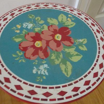 Approx 18 1/4" Tall Pioneer Woman Knockdown Tile & Iron Plant Stand