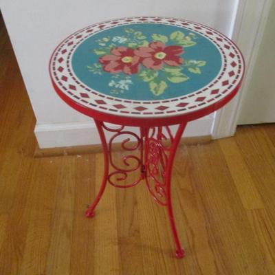 Approx 18 1/4" Tall Pioneer Woman Knockdown Tile & Iron Plant Stand