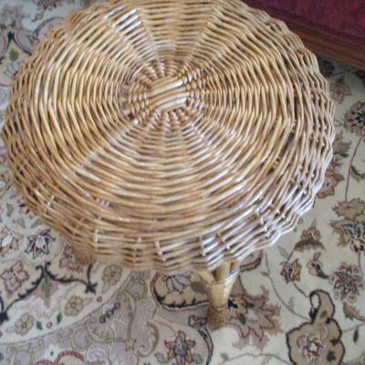 Approx 19" Wicker Stool