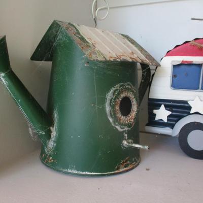 Retro Bird Houses