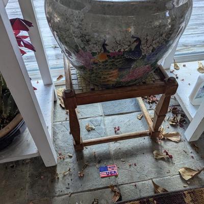 Decorative Asian Scene Ceramic Pot