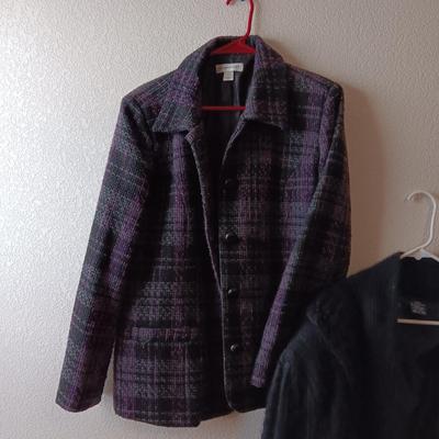LADIES DRESS JACKETS AND SWEATERS SIZE L - XL