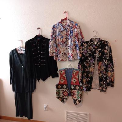 LADIES LEATHER JACKET, 2 PIECE DRESS/JACKET AND MORE SIZE L - XL
