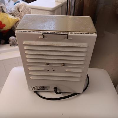 NEW BASSETT FULL LENGTH MIRROR, LAUNDRY HAMPER AND SMALL HEATER