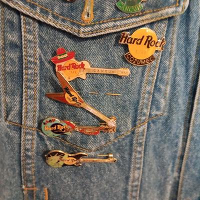 DENIM HARD ROCK CAFE JACKET WITH VARIOUS HARD ROCK PINS (XL)