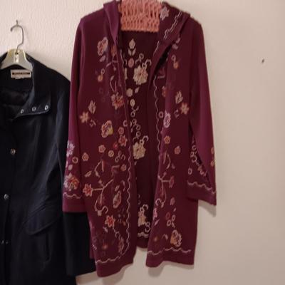 LADIES KRISTEN BLAKE COAT AND A LONG SWEATER (XL)
