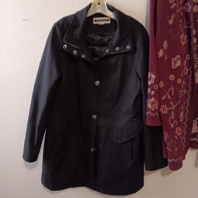 LADIES KRISTEN BLAKE COAT AND A LONG SWEATER (XL)