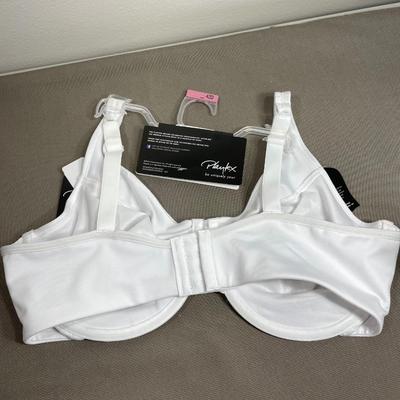 White Playtex 42D Breathably Cool Bra NEW!