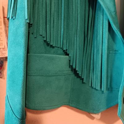 LADIES NEW SUEDE PIONEER WEAR 2 PIECE SKIRT AND JACKET SIZE 14
