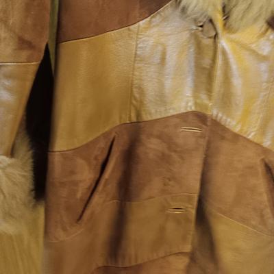 A BLAST FROM THE PAST - WILSON LEATHER LONG COAT WITH FAUX FUR COLLAR (16)
