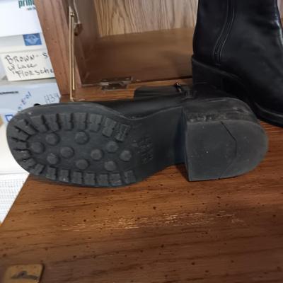 LADIES NINE WEST SHORT BOOTS (9) AND CLARKS DRESS SHOES (9)