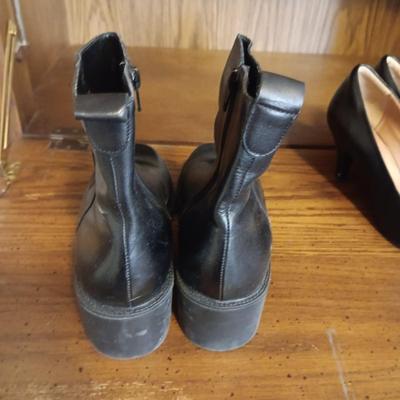LADIES NINE WEST SHORT BOOTS (9) AND CLARKS DRESS SHOES (9)