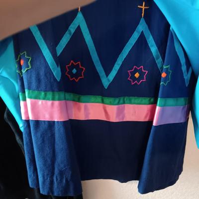 LADIES CLOTHES AND JACKETS SIZE XL