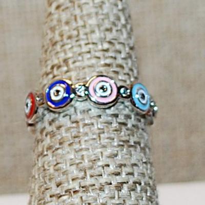 Size 7 Interesting Multicolor "Bullseye" Ring on a Silver Tone Band (2.8g)