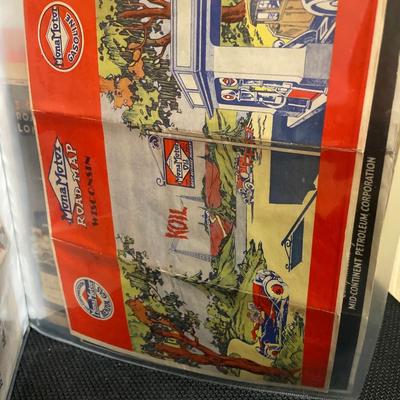 French theme binder with vintage maps