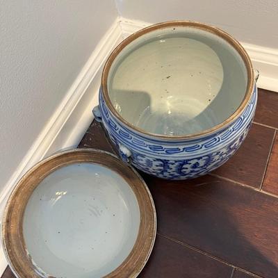 Antique Chinese Blue and White Jar with Lid