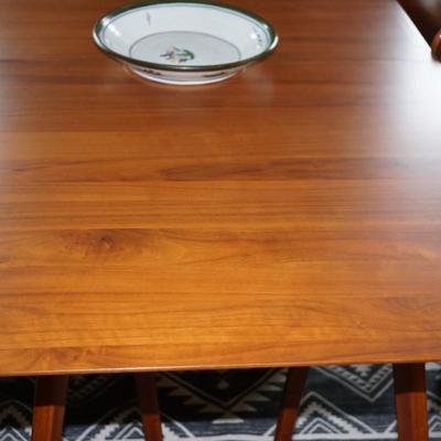WEST ELM BRAND TEAK DINING ROOM SET W/ BEAUTIFUL GRAIN COLORS/ FOUR CHAIRS/BENCH /ONE LEAF