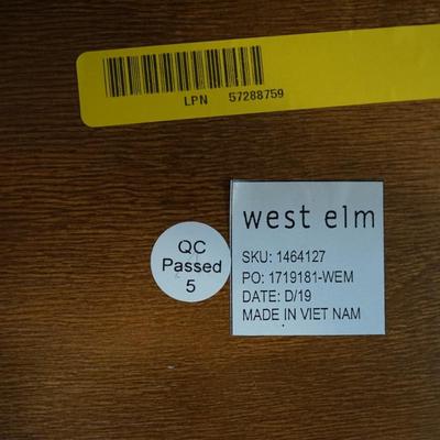 WEST ELM BRAND TEAK DINING ROOM SET W/ BEAUTIFUL GRAIN COLORS/ FOUR CHAIRS/BENCH /ONE LEAF