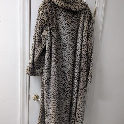 Romans Fur Coat Size Large