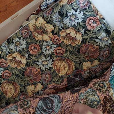 Large Fabric Lot (B2-BBL)