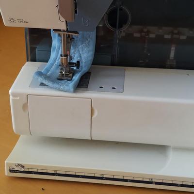 Bernina Sewing Machine (B2-BBL)