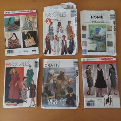 Sewing Notions, Patterns, Books and More (B2-BBL)