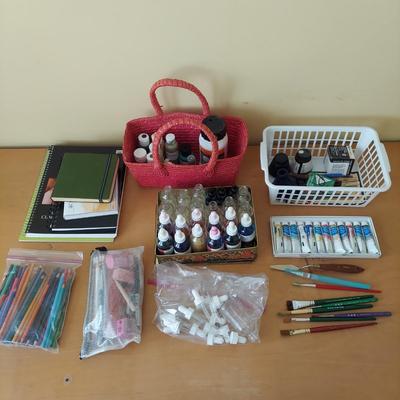 Watercolor Paint, Sketchbooks and More (B2-BBL)