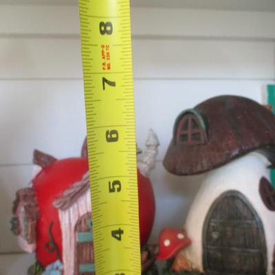 Light Up Garden Decorations Approx 7" Tall