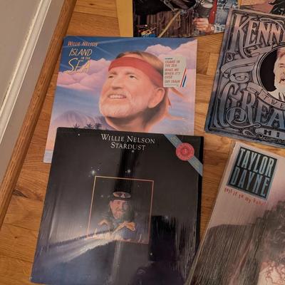 Assortment Of Records Various Artists Kenny Rogers Willie Nelson