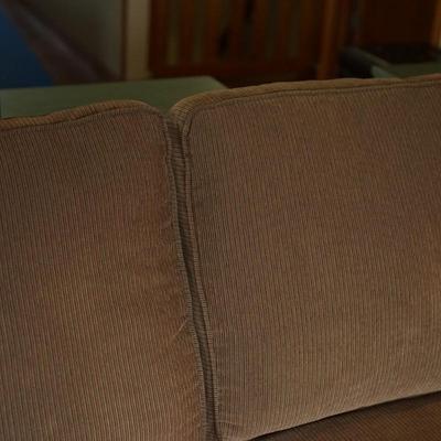 LAZY BOY QUALITY SOFA SLEEPER IN A MEDIUM BROWN/ CRANBERRY COLORED BLEND. QUEEN SIZE