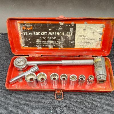 Vintage Metric Socket Set with Metal Case