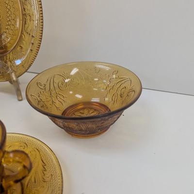 27 Pieces Of Tiara Exclusive Dinner Set #27