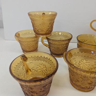 19 - 3 Styles Of Tiara Cups #28