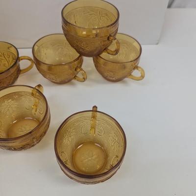 19 - 3 Styles Of Tiara Cups #28