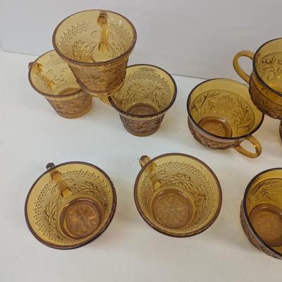 19 - 3 Styles Of Tiara Cups #28