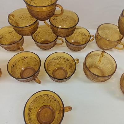 19 - 3 Styles Of Tiara Cups #28