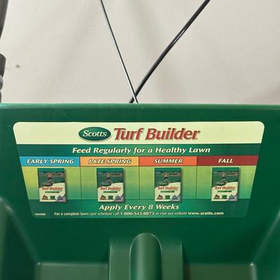 LOT 2G: Scott’s Turf Builder Edgeguard Spreader & Wheelbarrow