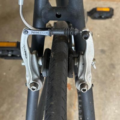 LOT 6G: 21” Fuji Silhouette Bicycle